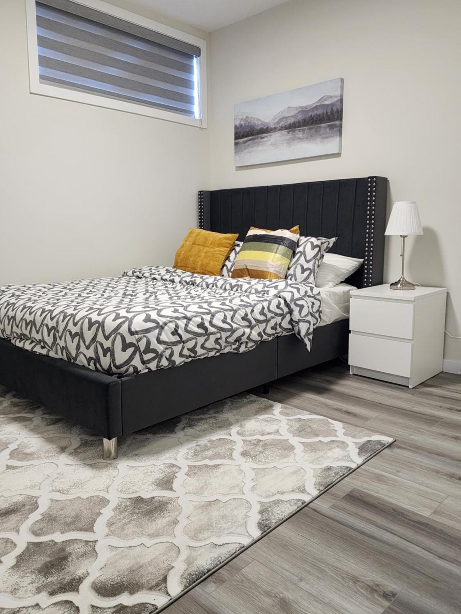 Trendy 2-Bed Oasis Awaits! Apartment YYC Екстериор снимка